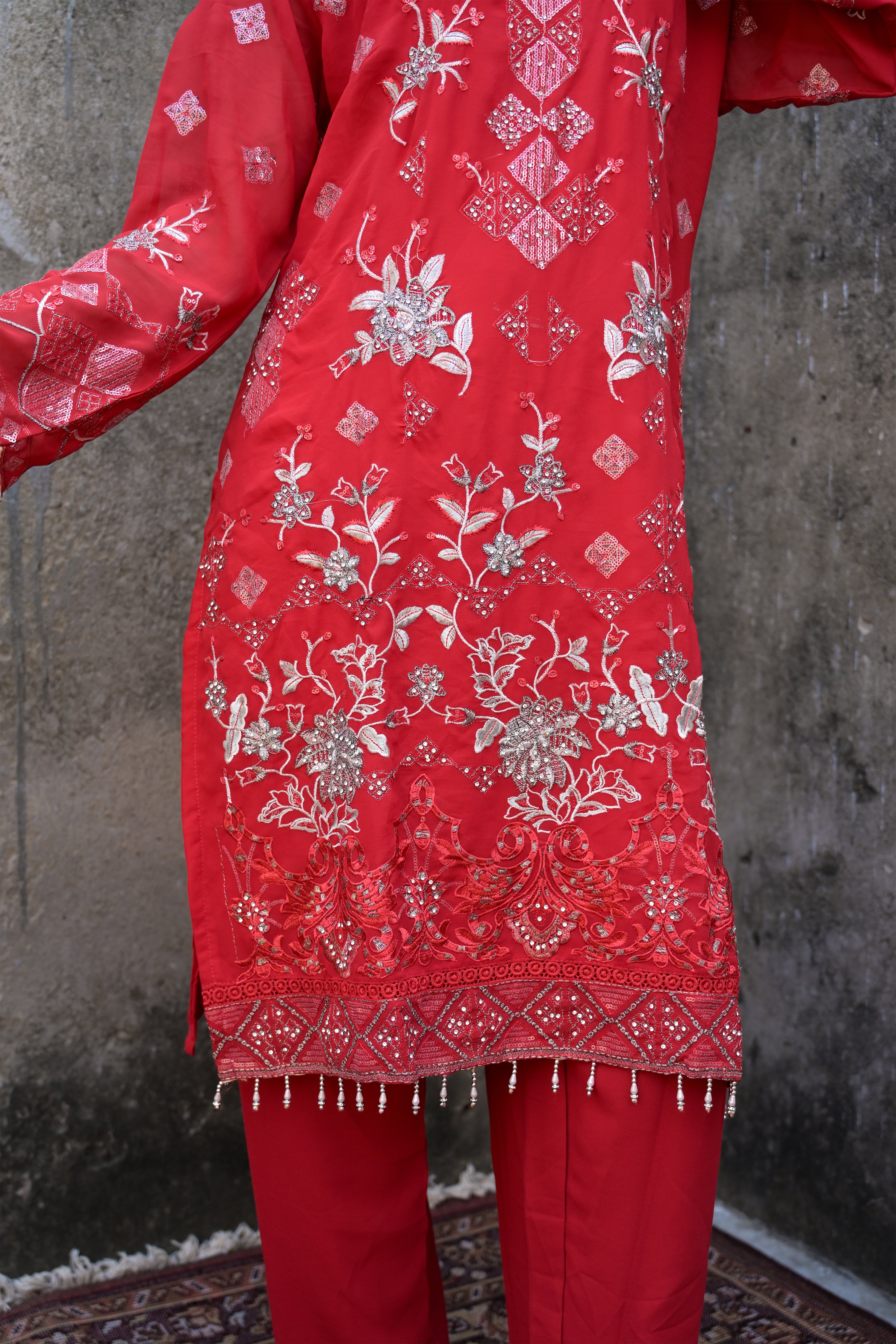 Elegant Red Embroidered Kurta Set Radiates Festive Charm