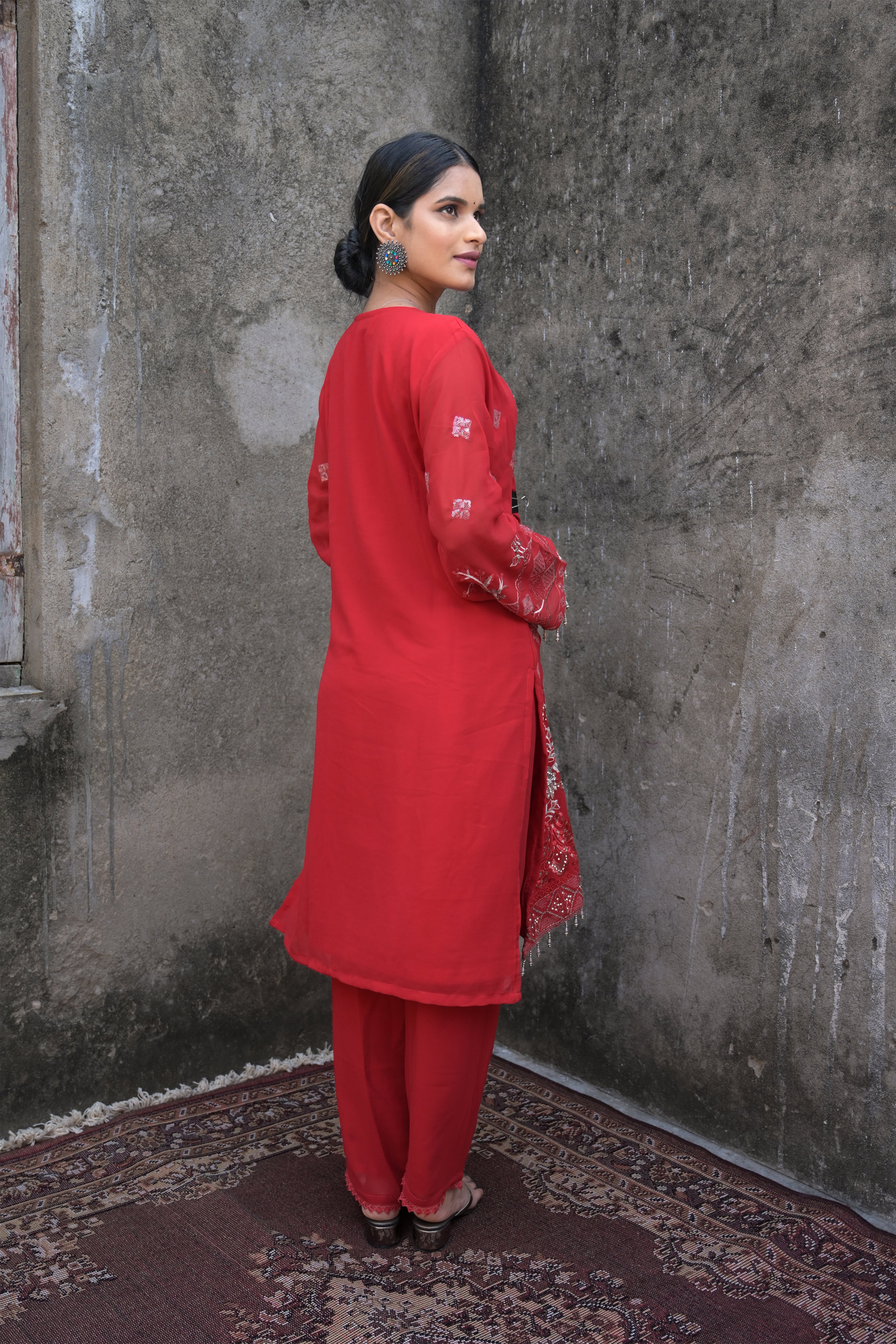 Elegant Red Embroidered Kurta Set Radiates Festive Charm