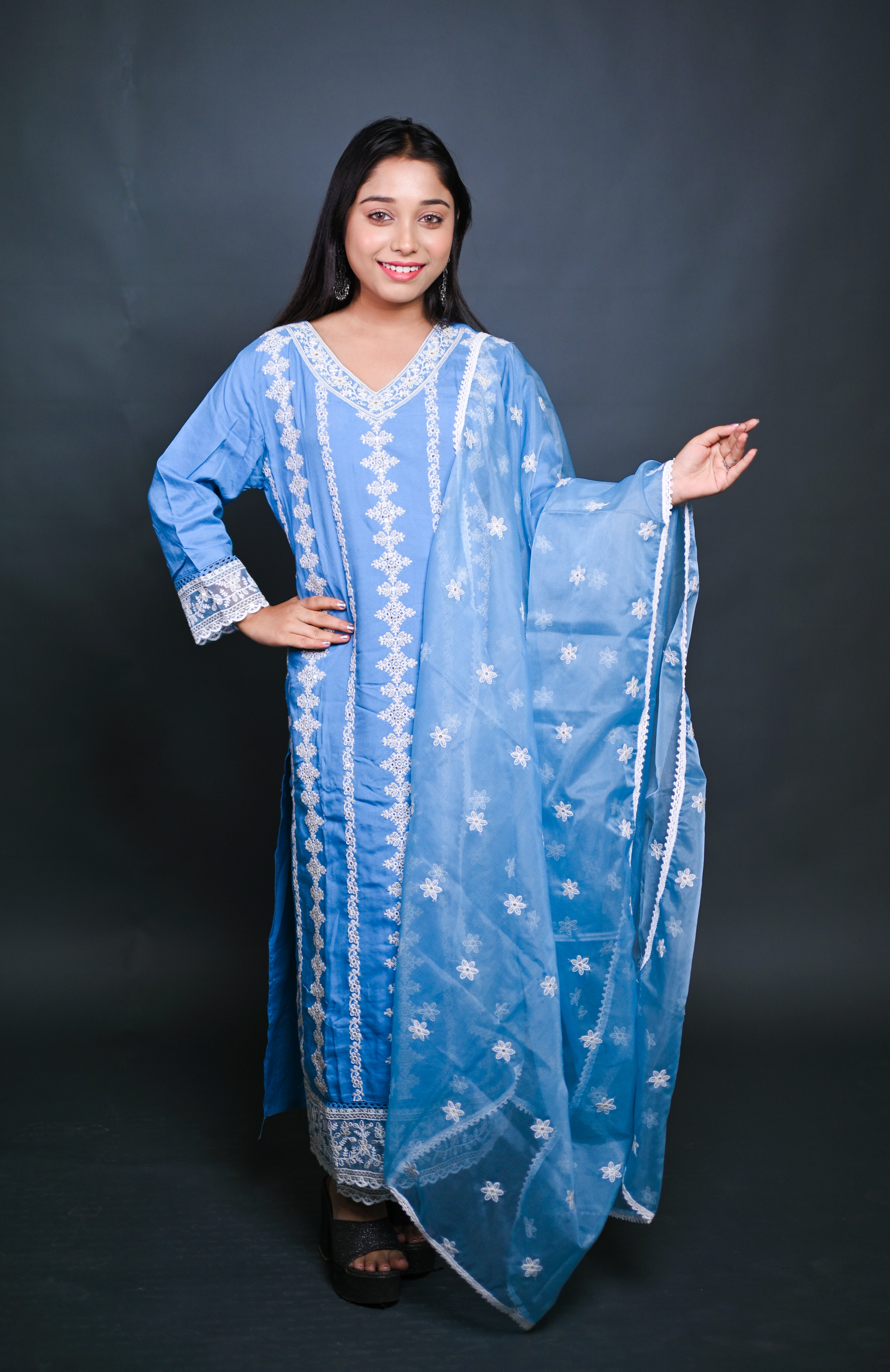Chikenkari Style Kurta Set with Dupatta