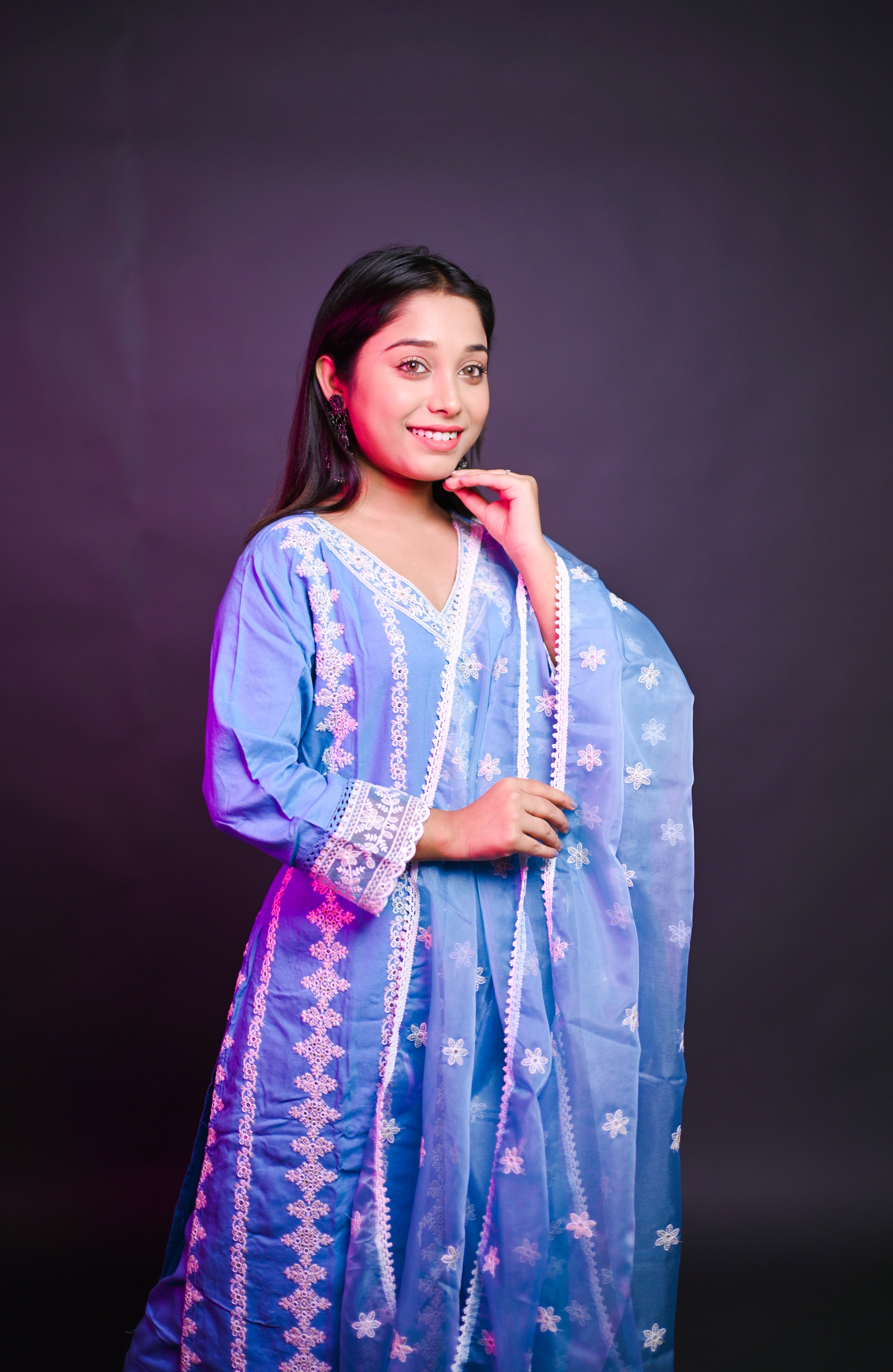 Chikenkari Style Kurta Set with Dupatta